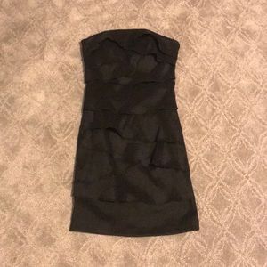 Ruffle strapless dress
